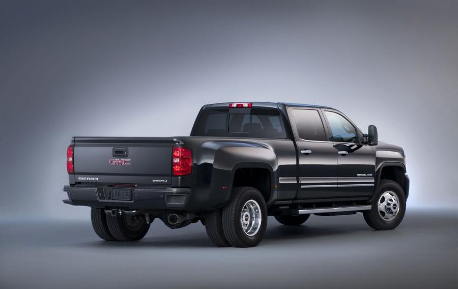  GMC Sierra Denali HD 2015 года  (фото 3 из 11)